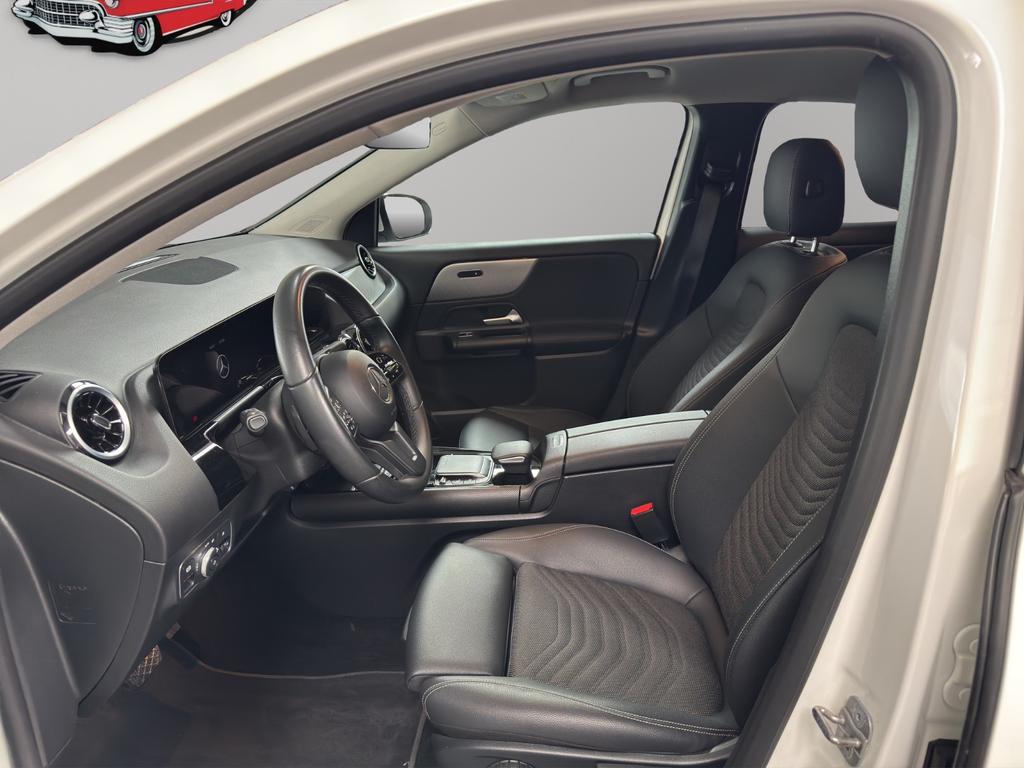 Mercedes-Benz GLA 180