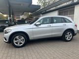 Mercedes-Benz GLC 250 GLC 4Matic,EXCLUSIVE,1.Hand - silberne Mercedes-Benz GLC-Klasse