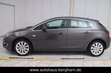 Opel Astra J "Exklusiv" KLIMAAUTOMATIK|PDC - Opel Astra mit Benzin-Antrieb: Limousine