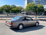 Mercedes-Benz CE 230 - Mercedes-Benz CE 230 aus 1990