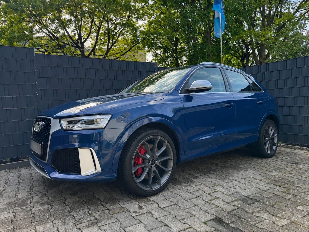 Image of Audi RSQ3