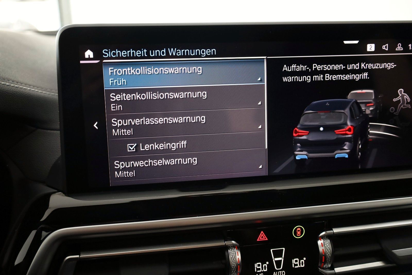 Fahrzeugabbildung BMW iX3 Inspiring/M Sport,Panorama,ACC,Leder,AHK el