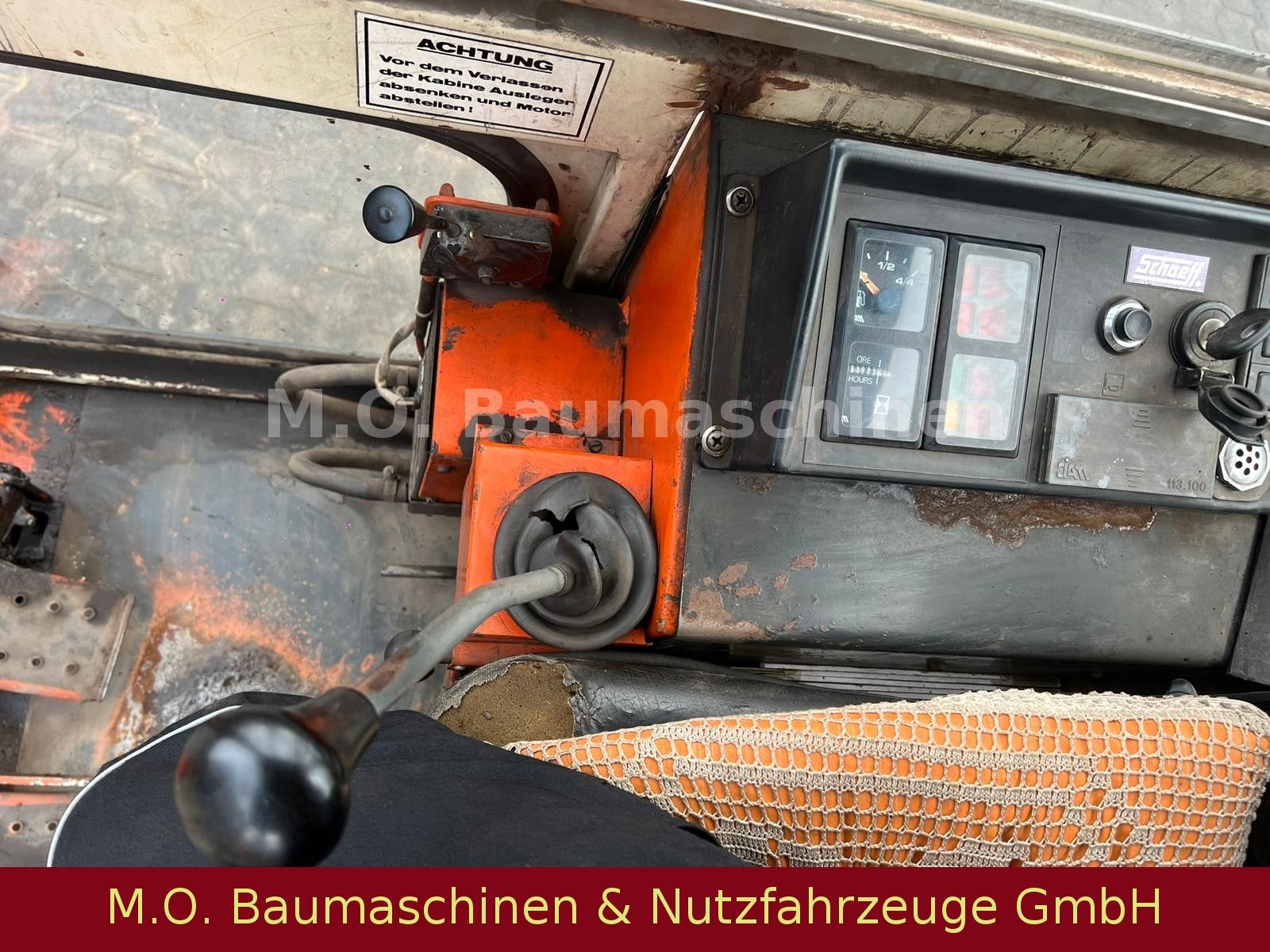 Fahrzeugabbildung Schaeff HR 02 / Hammerline / 1.370 Kg /