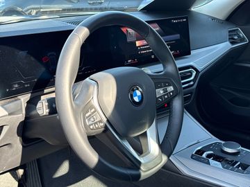 BMW 318i Touring