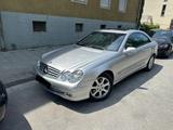 Mercedes-Benz CLK 240 ELEGANCE Elegance - Mercedes-Benz CLK 240: Elegance