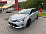 Toyota avensis  Kombi 2.0 D - Toyota Avensis in Dresden