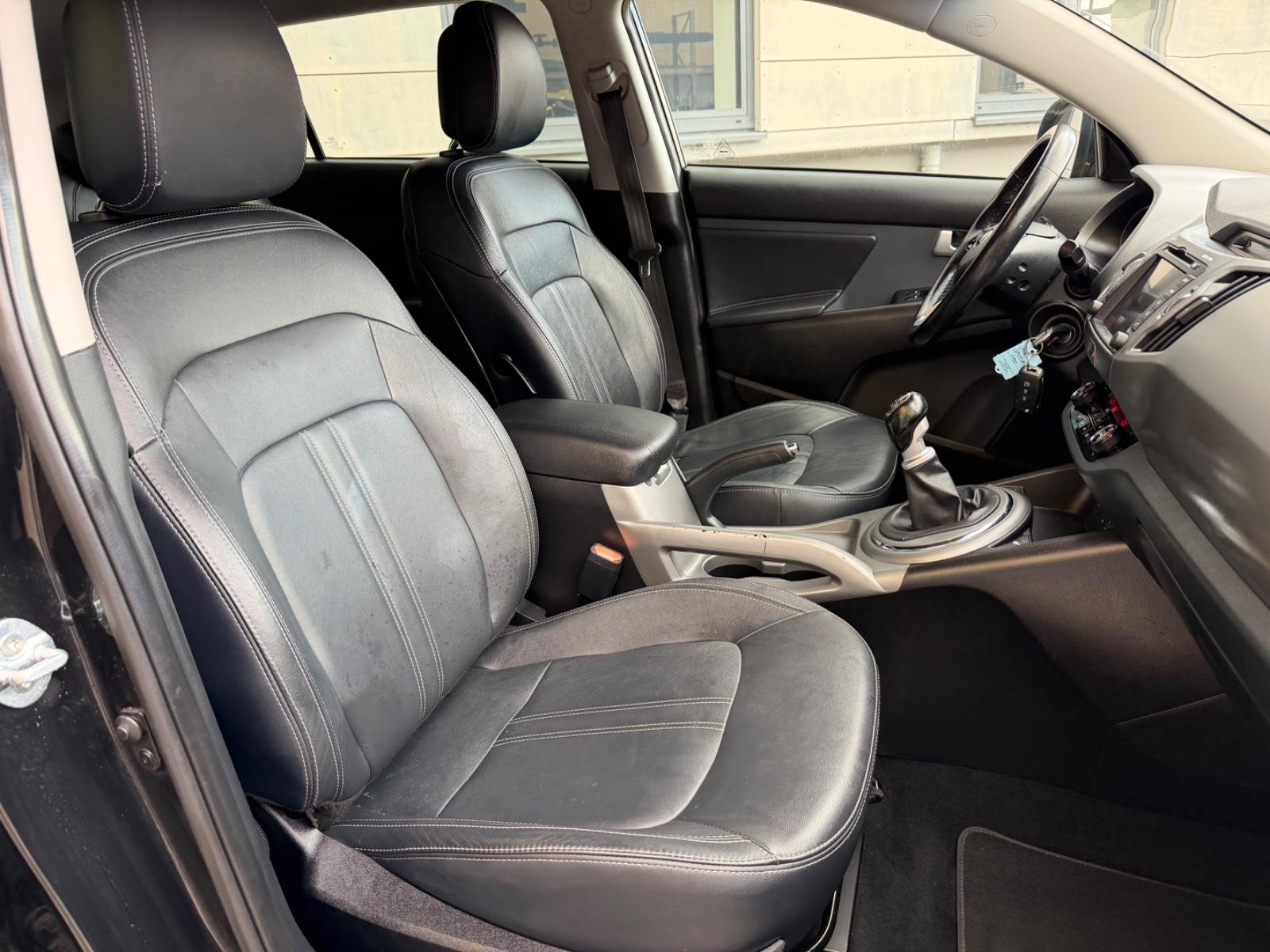 Kia Sportage Dream Team/4xSHZ/KLIMAA*/NAVI/KAMERA