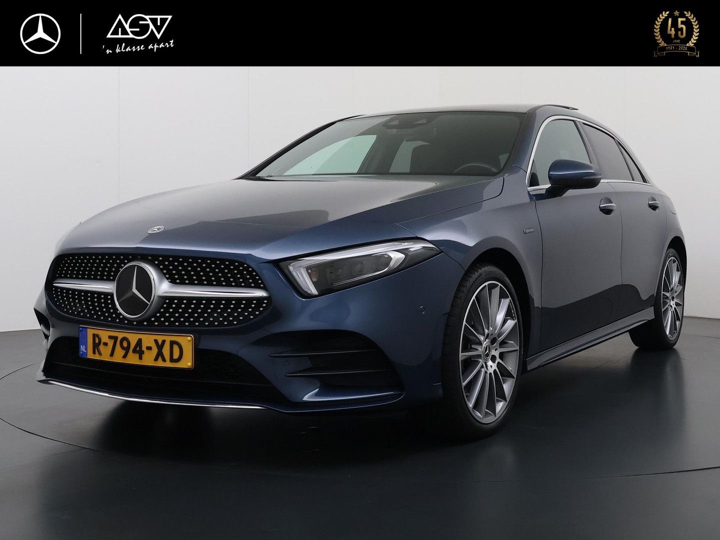 MERCEDES-BENZ A 250 e Premium | Burmester Surround System | Pa