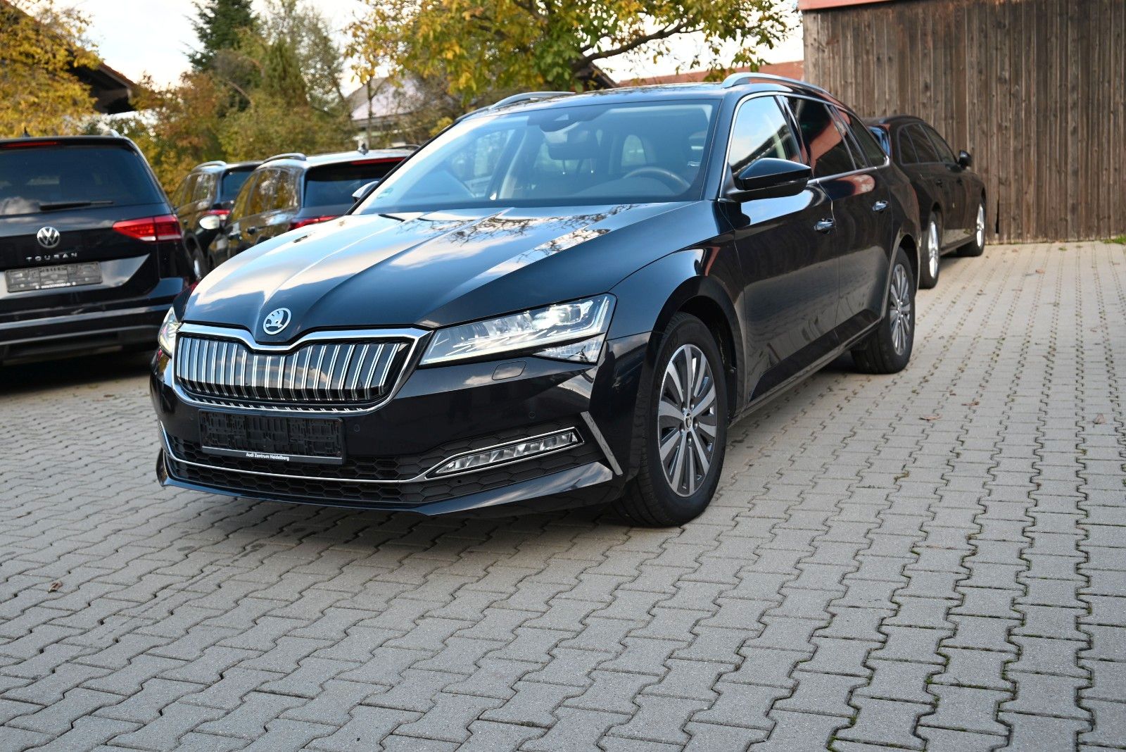 Skoda Superb Combi Style iV/Matrix LED/Pano//AHK/Sthzg