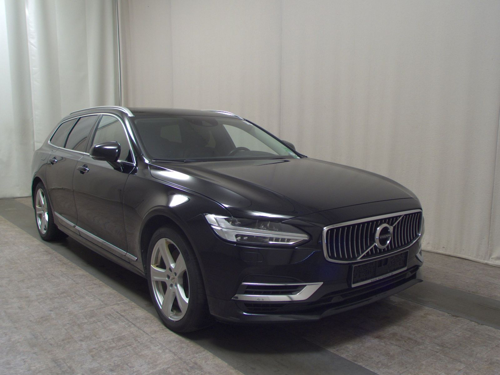 Volvo V90 T8 AWD Hybrid Inscription Leder Navi LED AHK imagem 3