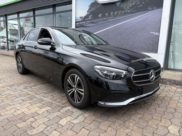 Fahrzeugabbildung Mercedes-Benz E 220 d Lim. 4Matic AUt. Navi Burmester SHZ uvm.