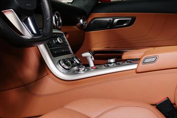 صورة مصغرة 15 لـ 2010 Mercedes-BENZ SLS AMG