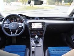 VW Passat Variant Elegance 2.0 TDI DSG Bluetooth