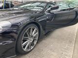 Aston Martin DBS 6.0 Touchtronic - - Aston Martin DBS mit Benzin-Antrieb: Sportwagen