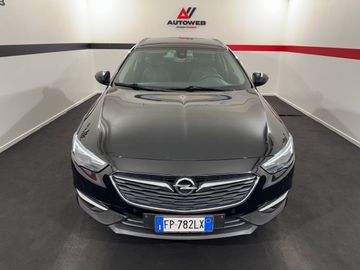 Opel Insignia - 2