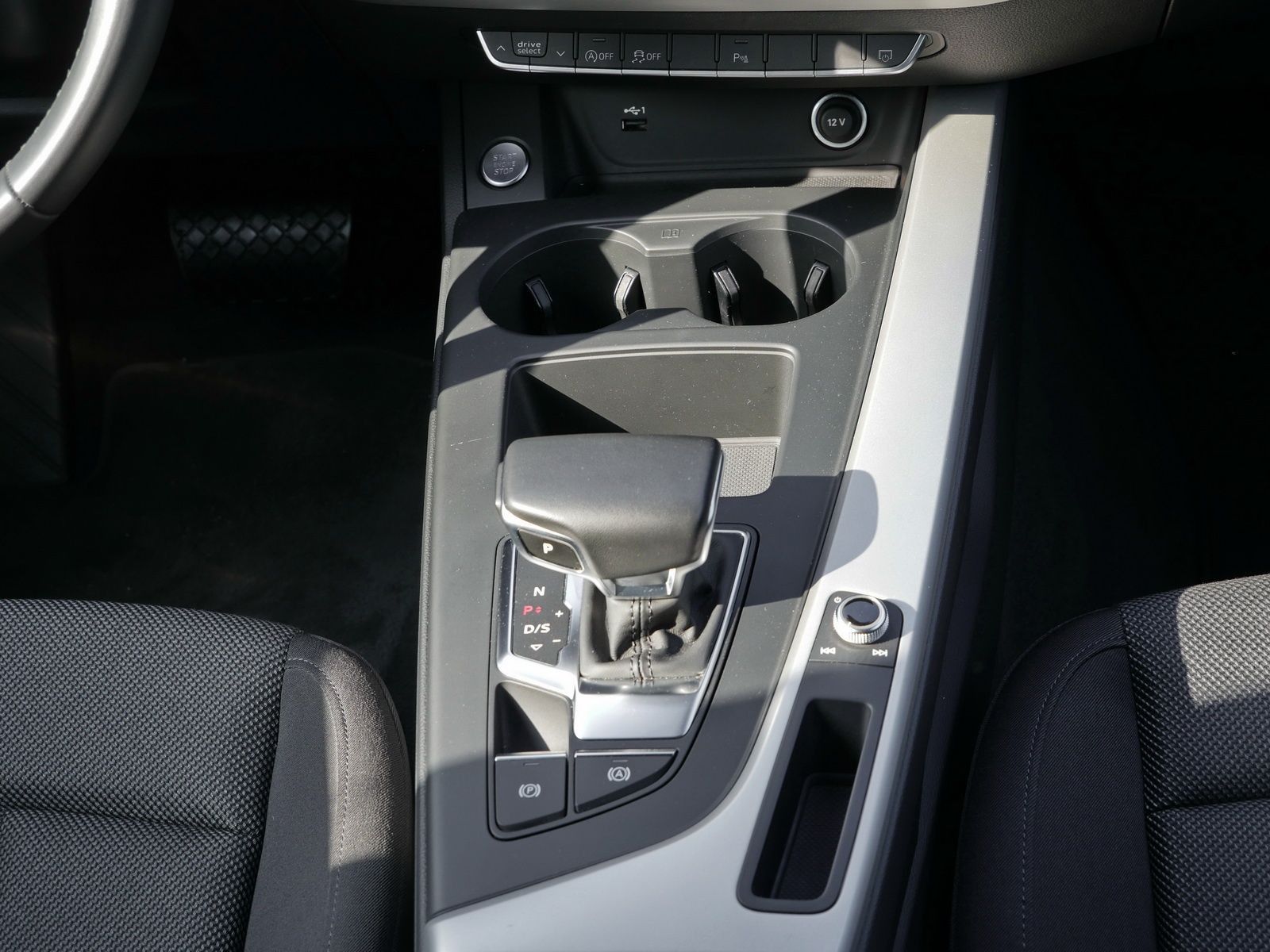 Audi A4 - Bild 7