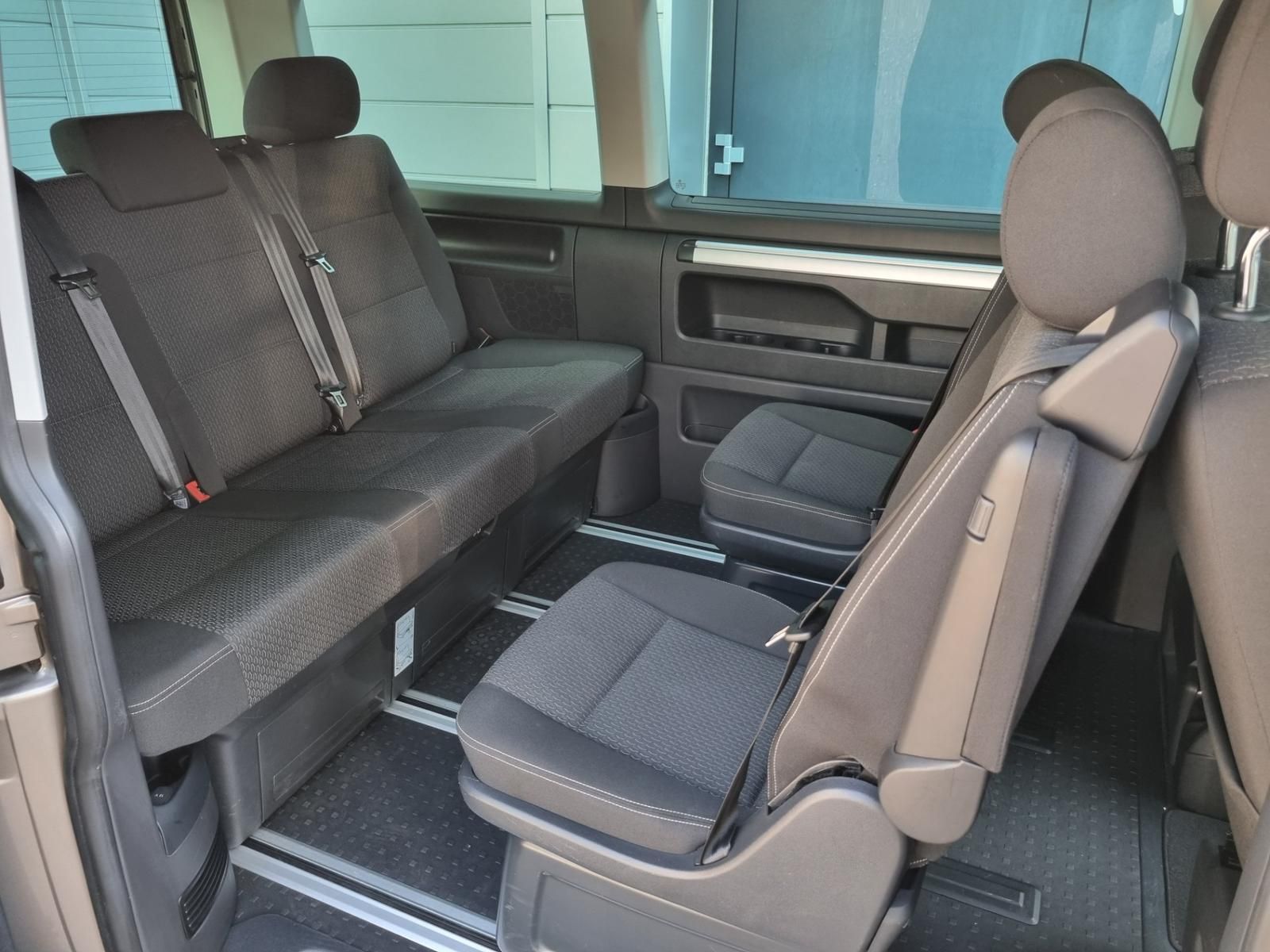 Volkswagen T6 2.0 TDI Multivan Trendline foto 18