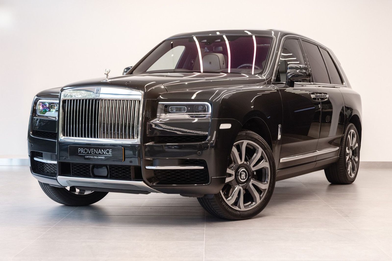 Rolls-Royce Cullinan 6.75 V12