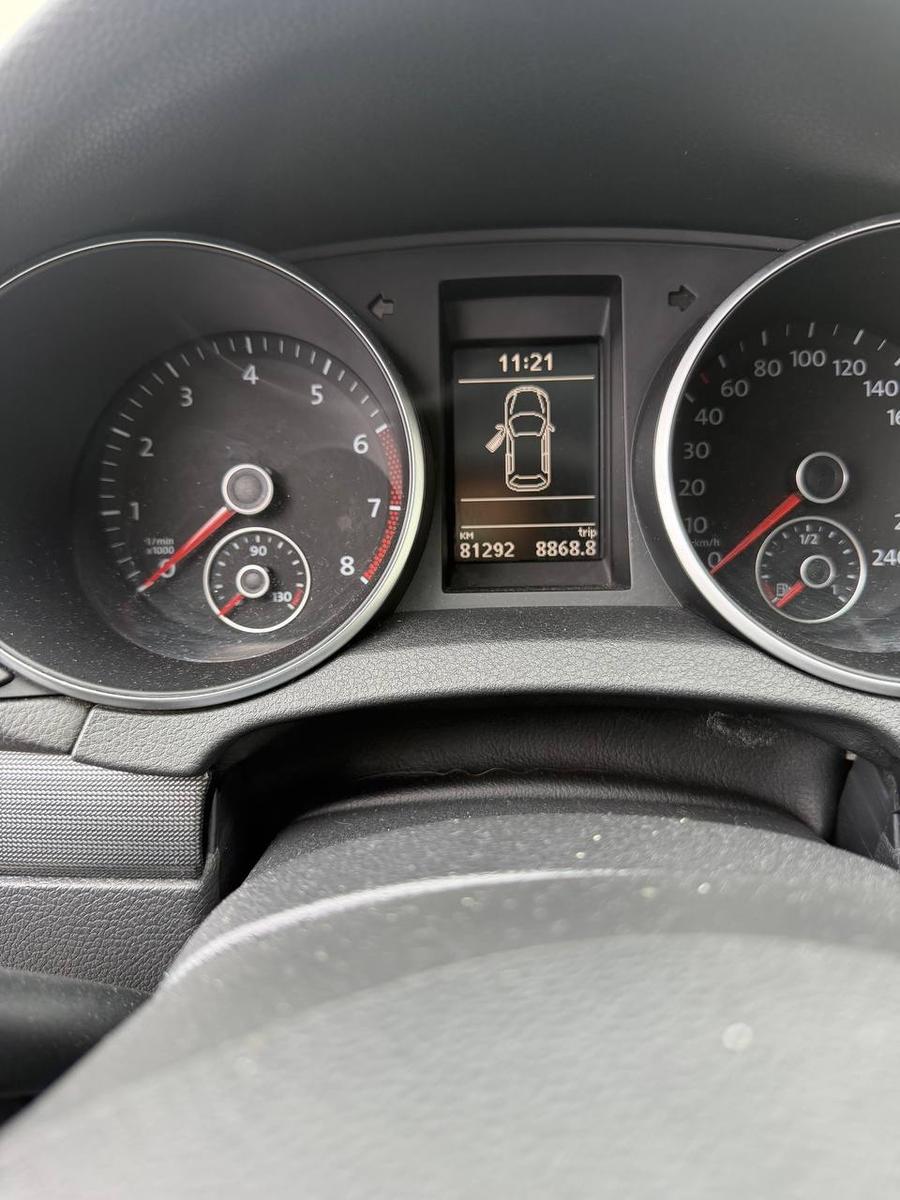 Volkswagen Golf 2011 — photo 6