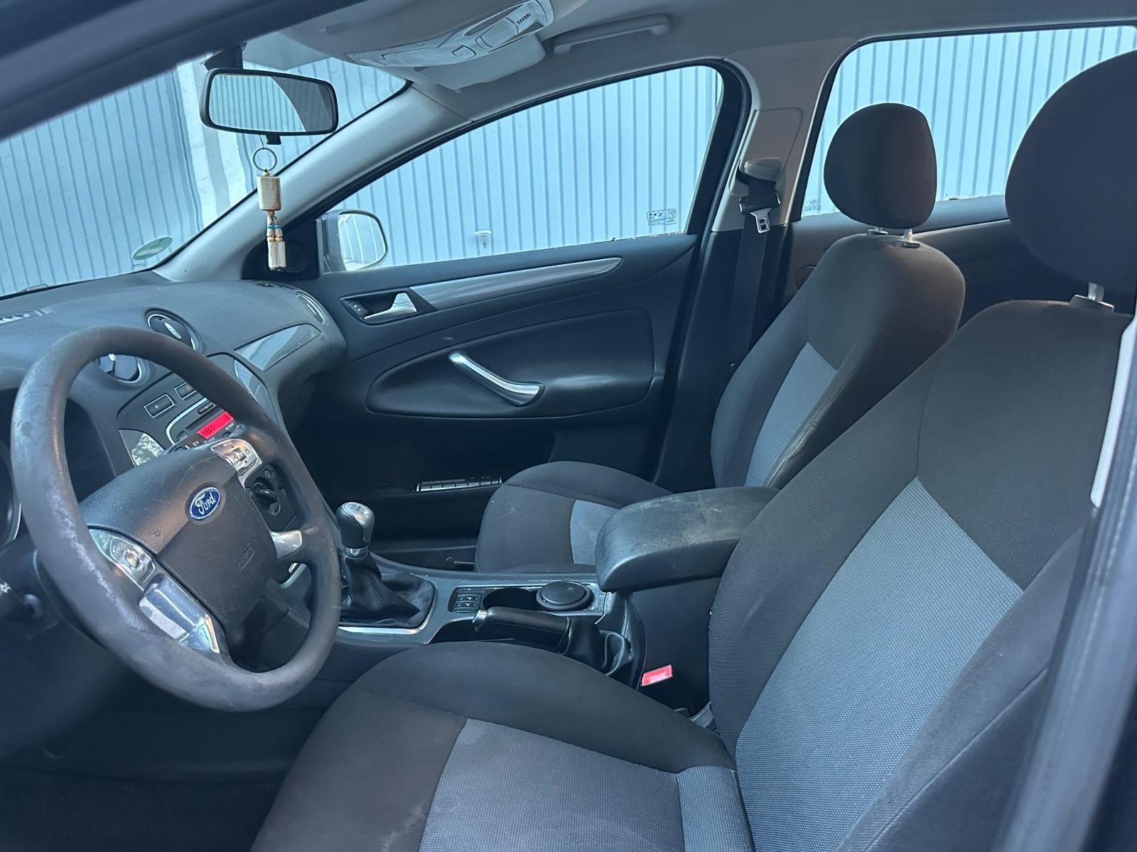 Ford Mondeo 2011 — photo 5