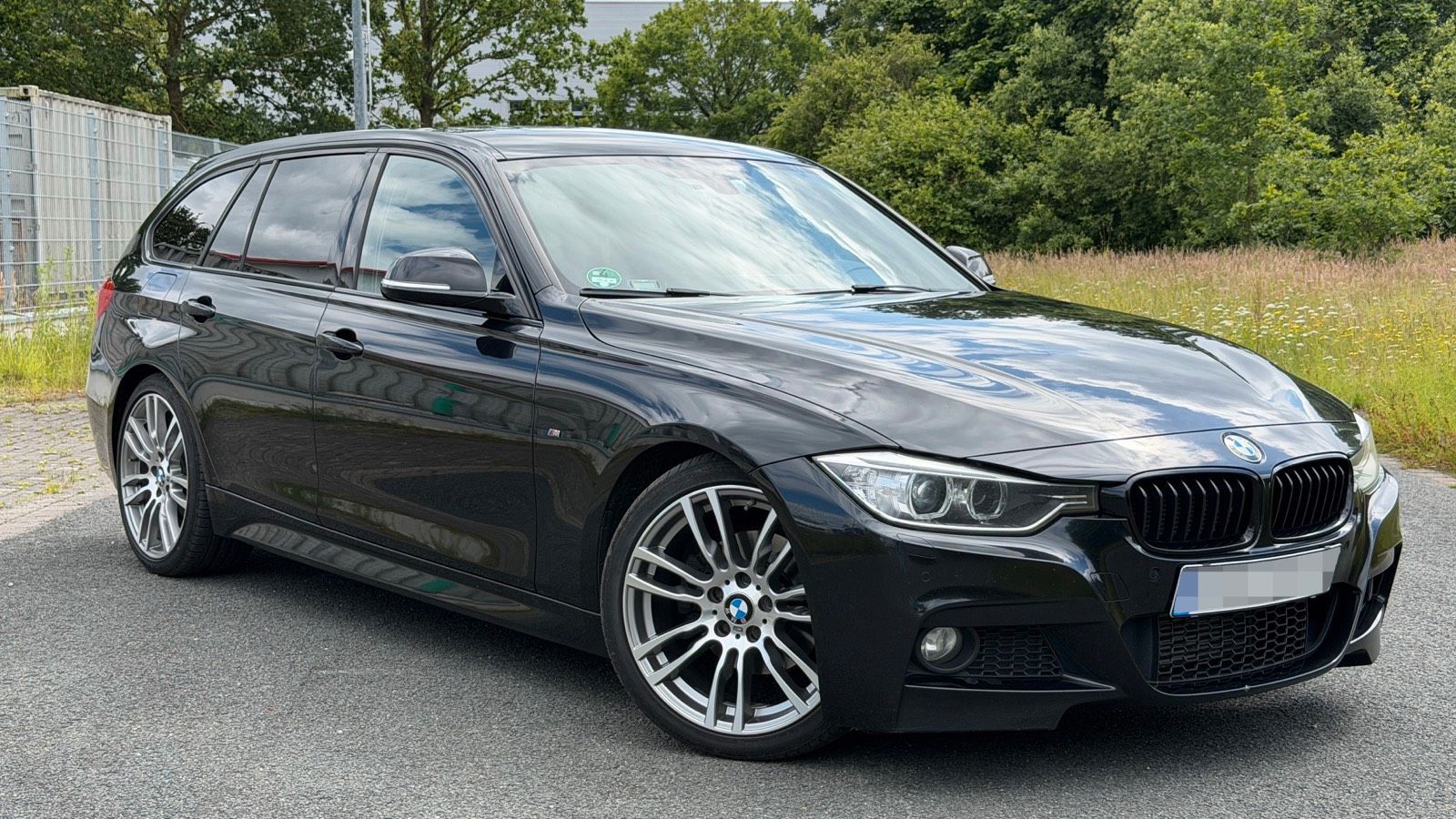 BMW BMW 320D M Paket - HiFi, Navi Professional...
