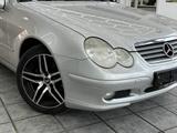 Mercedes-Benz C 220 CDI DPF Sportcoupe, Klima, Sitzh., AHK - Mercedes-Benz C 220: Cdi Sport