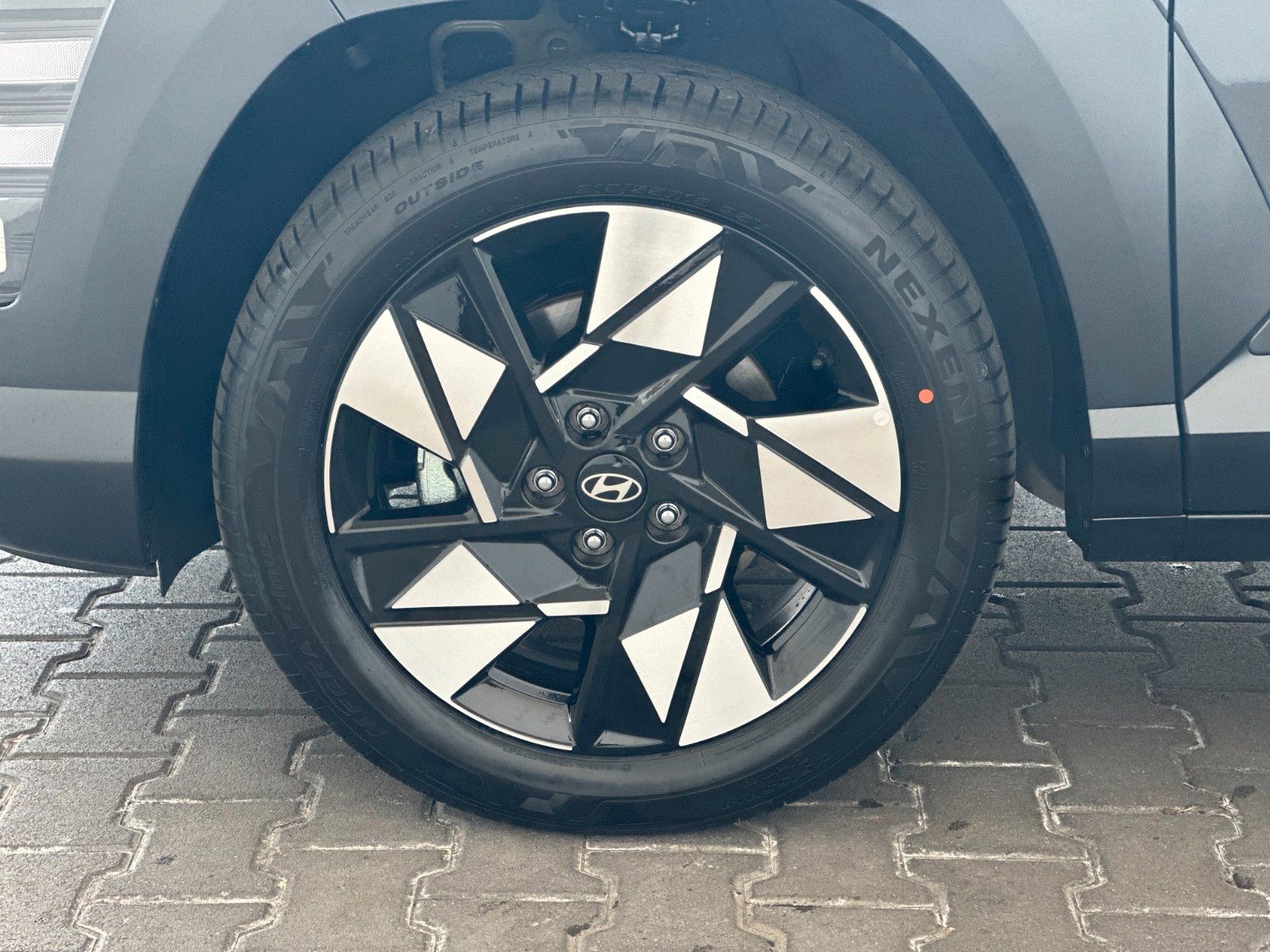 Fahrzeugabbildung Hyundai Kona Hybrid Trend 1.6l 129PS Navi/SHZ!