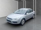 Ford Focus Focus 1.6 Lim. Ghia - gebrauchte Ford Focus aus dem Jahr 2006
