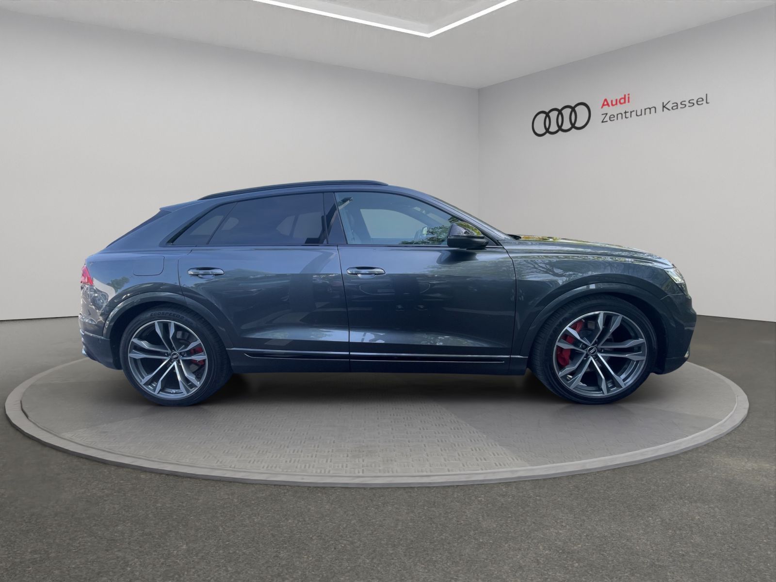 Audi SQ8 - Bild 7
