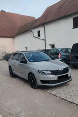 Skoda Rapid 1.4 TSI DSG Monte Carlo Spaceback Mont... - Skoda Rapid mit Panoramadach