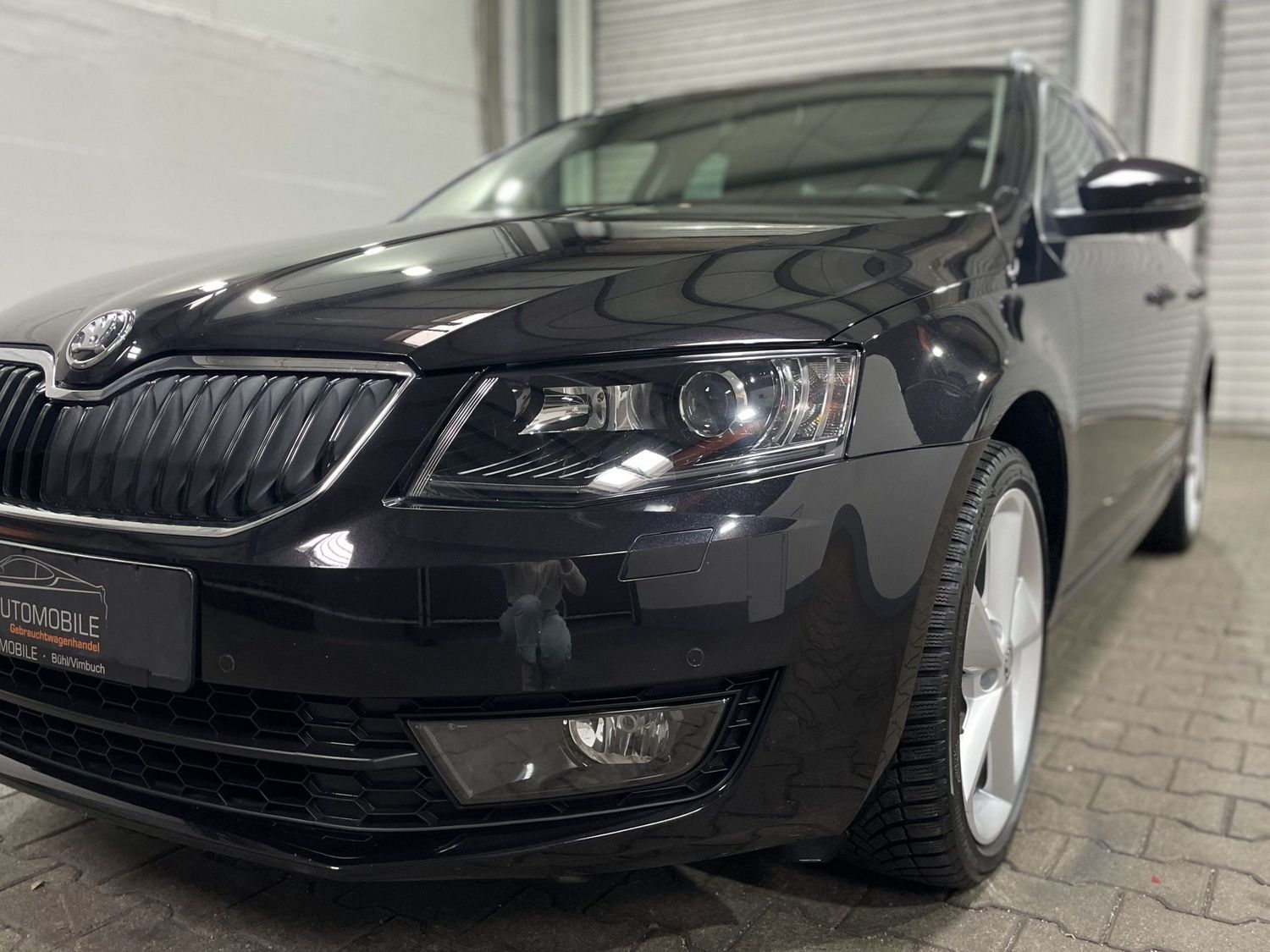Fahrzeugabbildung SKODA Octavia Style#Bi-Xenon#Pano#Carplay#Tempo#PDC