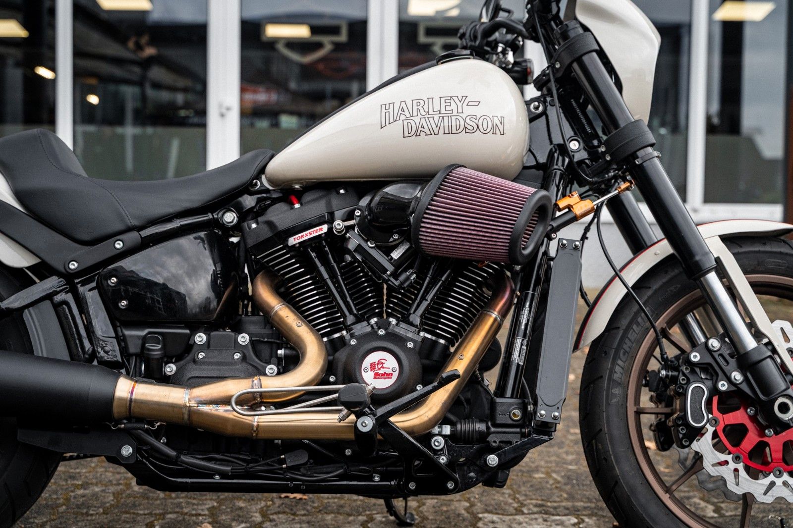 Fahrzeugabbildung Harley-Davidson TORXSTER FXLRS LOW RIDER S 148 CUI - JEKILL&HYDE