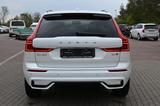 Volvo XC60 B4 D Autom. Plus Dark*STDHZG*360°*H&K*ACC - Volvo XC60: 3D