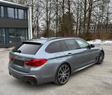 BMW 540d xDrive Touring A  - BMW 540 mit Diesel-Antrieb: Kombi