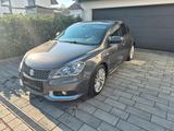 Suzuki Kizashi 2.4 + LPG SPORT CVT  Allrad 4x4 - scheckheftgepflegte Suzuki Kizashi
