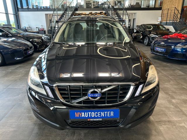 Volvo XC60 Momentum AWD *Xenon*Leder*