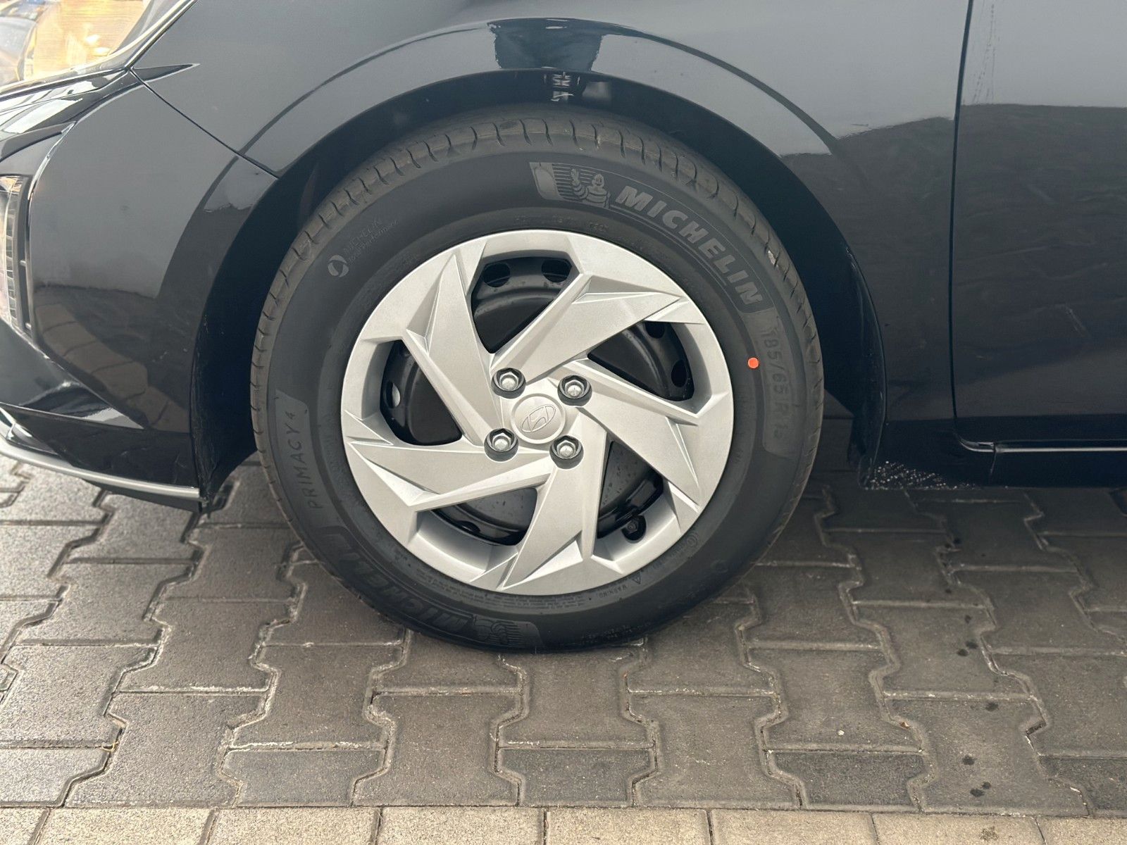 Fahrzeugabbildung Hyundai i20 Select Navi/Tempomat!