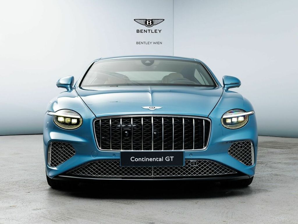Bentley Continental GT Azure V8 Hybrid imagem 2