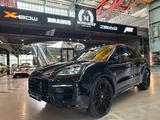 Porsche Cayenne 4.0 V8 GTS/Beifahrerdisplay/911 TurboRad - Porsche: Geländewagen, 911