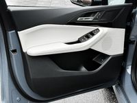 BMW 218 Active Tourer - Vorschau Bild 13