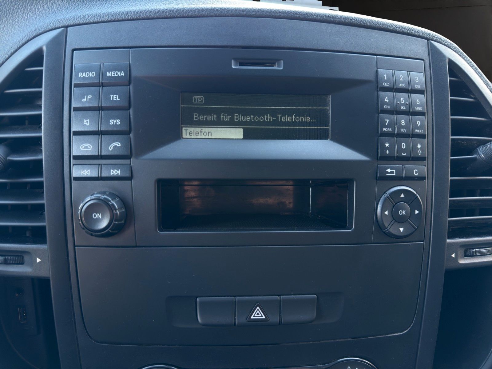 Fahrzeugabbildung Mercedes-Benz Vito Kasten *AHK*Tempomat*1-Hand*Klima