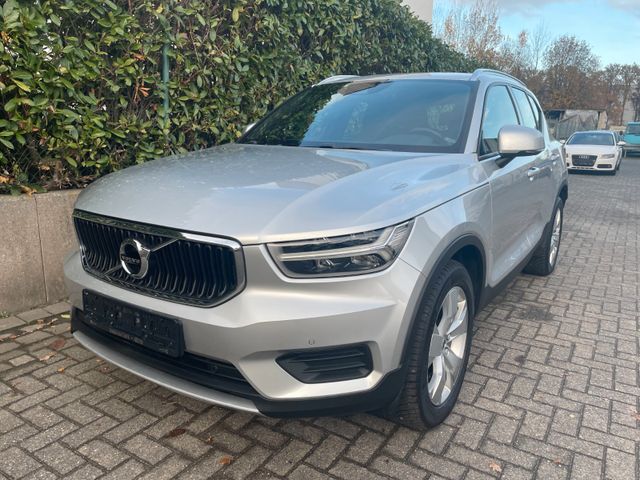 Volvo XC 40 Momentum AWD Leder