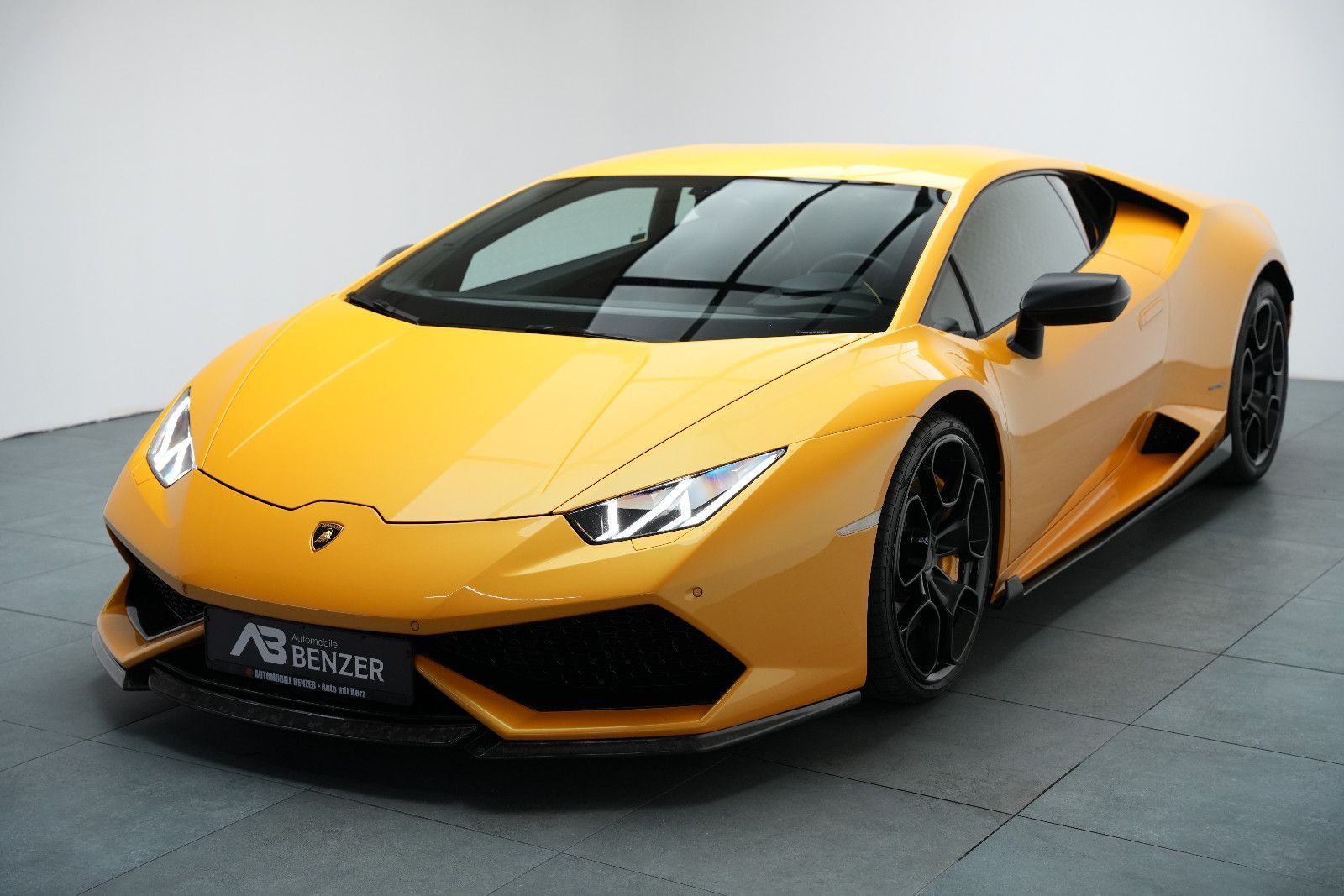 Fahrzeugabbildung Lamborghini Huracan Huracán /LIFT/KAMERA/CARBON/SCHALENSITZ/