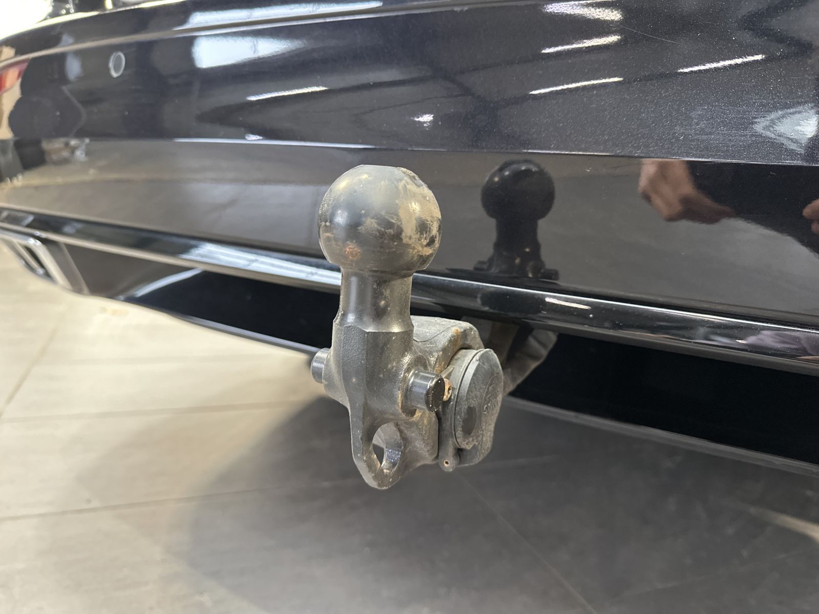 Fahrzeugabbildung Volkswagen Golf Variant 2.0 TDI DSG R-Line NAV+LED+AHK+ACC