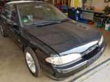 Ford Mondeo 2.5 V6 Ghia - Ford Mondeo: V6 Ghia
