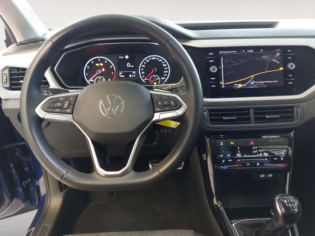 Fahrzeugabbildung Volkswagen T-Cross 1.0 TSI Life App Connect Navi ACC