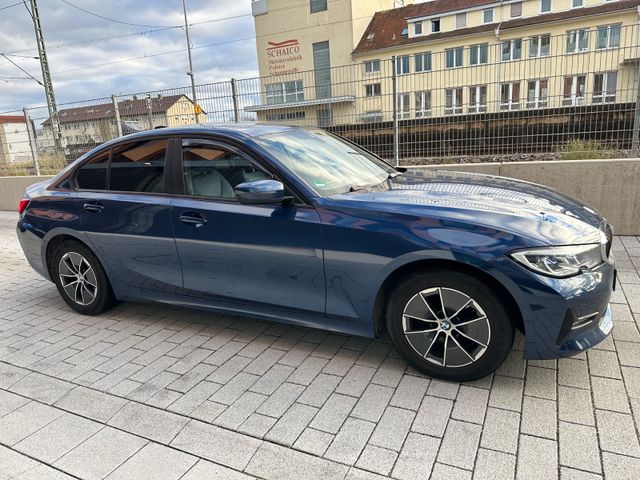 BMW 318d Lim.*HuD*HiFi*LEDER*el.GssD*LASER*ViRTUAL