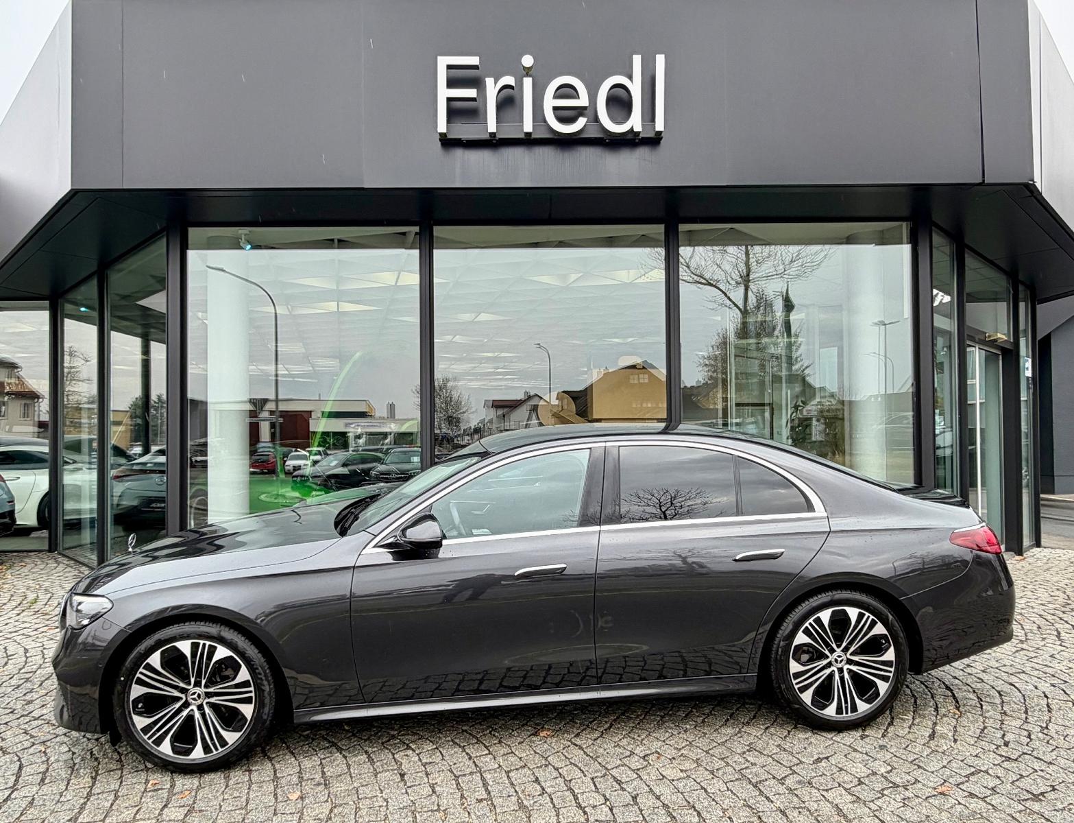 Mercedes-Benz E 220d Exclusive, Fahrassis. -Paket,  Kamera 19