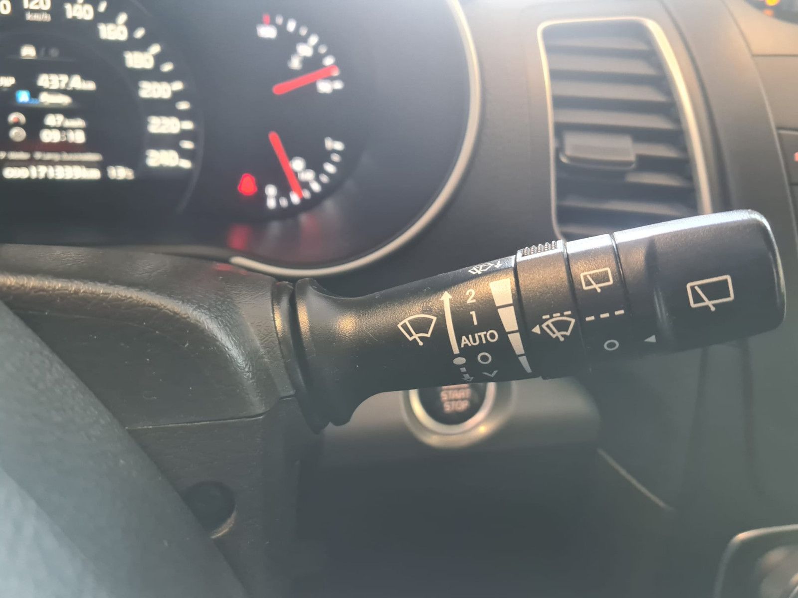 Fahrzeugabbildung Kia Sorento Spirit 4WD / NAVI / LEDER / AHK 2,5t