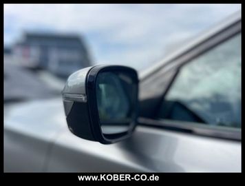 BMW 750 - 10